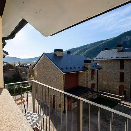 Lägenhet Tu Hogar En El Pirineo Aventura Y Montana *
